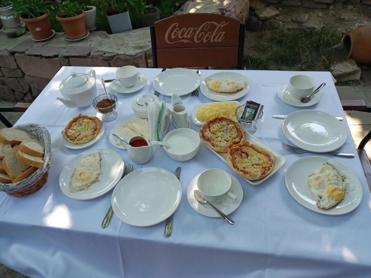 Hotel Beni 아할치헤 외부 사진